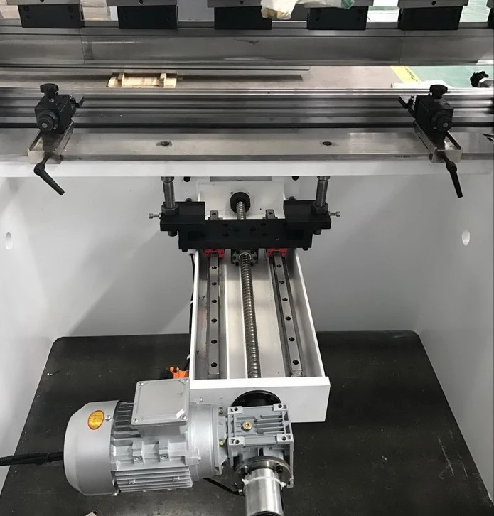 NC Motorised press brake back guage