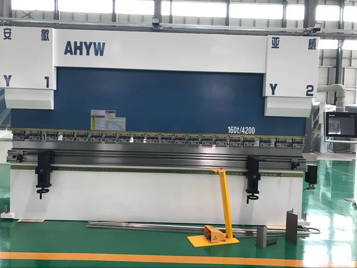 AHYW Yawei 160T4Mtr CNC Brakepress 4 축