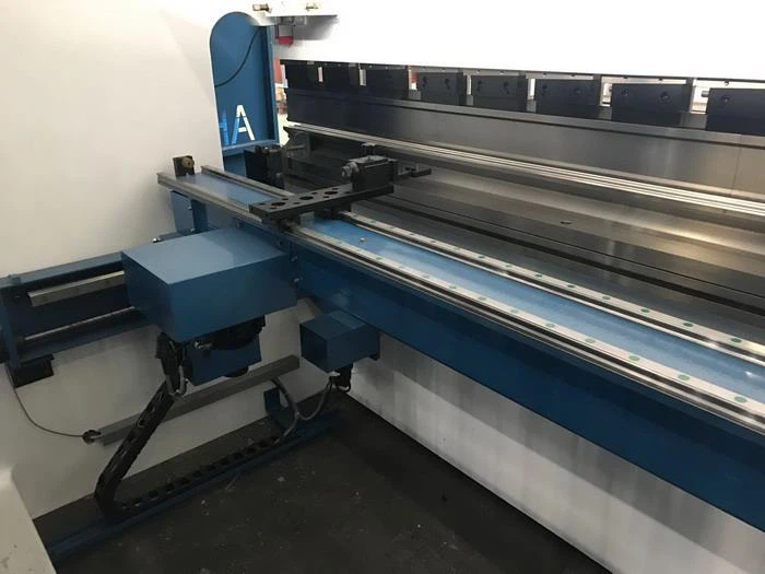 Yawei CNC controlled XR 2 axis auto press brake back gauges China