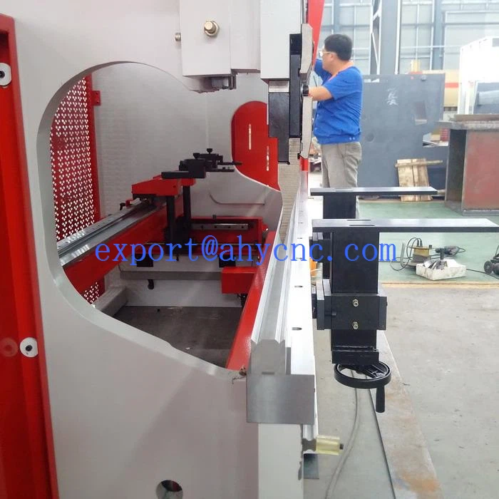 EURO 30 degree  acute punch and 2V quick chang die Yawei 2 axis NC Press brake 3m160T